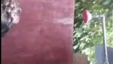 Bhabhi Showing bathing On Video Call
