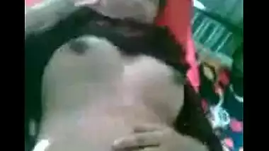 Indian chubby big boobs aunty masturbate on cam