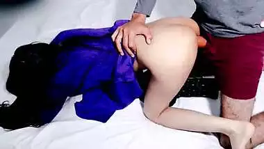 Rich slim house wife fucked by big dick car driver New hindi web series