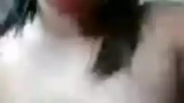 Beautiful horny Desi girl pussy fingering