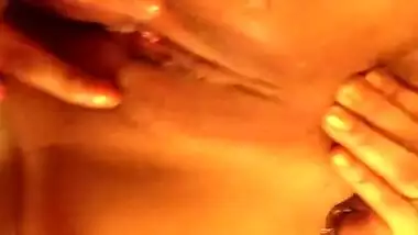 Mumbai leabian college girl kissing and licking...