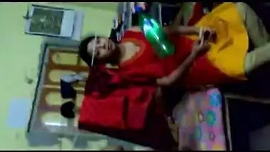Hawt Indian XXX sex movie of college girl Isha playing truth or dare!