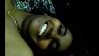 Teen Girlfriend Exposes Her Big Boobs And Hairless Pussy
