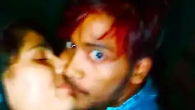 Lovers liplock