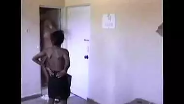 Hindi group sex video of sexy bhabhi with hubby’s friend after party