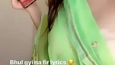 Beautiful girl live show app video 1