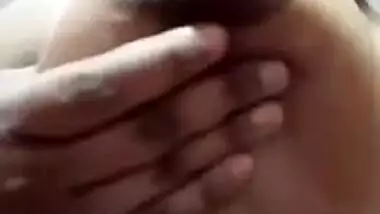 Unsatisfied Desi XXX wife plays with her fat hairy pussy