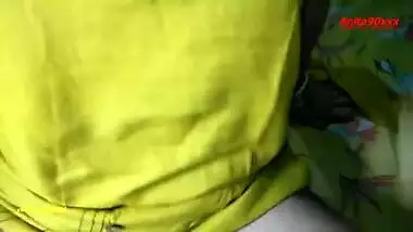 Indian bhabi ko akele ghar pe home made muka dekh chudai ker Dali Indian hot sexy bhabi