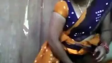 That pussy is honey dam she is sexy....