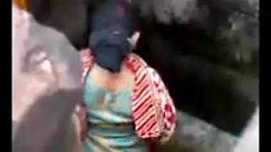 Desi girl bathing nude nice boobs captured by hidden cam