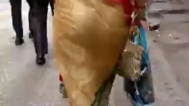 Royal gaand on the streets