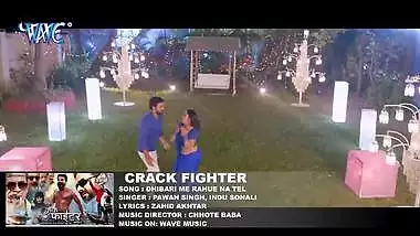 NAVEL - Pawan Singh - Video Song - à¤¢à¤¿à¤¬à¤°à¥€ à¤®à¥‡à¤‚ à¤°à¤¹à¥à¤ à¤¨à¤¾ à¤¤à¥‡