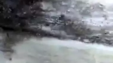 Desi chick puts her sex legs in water performing a XXX washing show