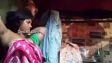 Sexy Boudi Showing Her Big Boobs