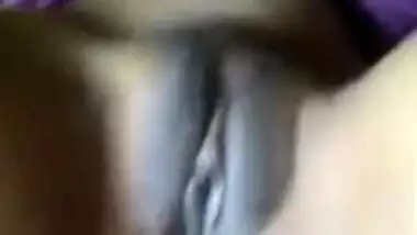 Man takes advantage of sleeping Desi wife and films XXX part