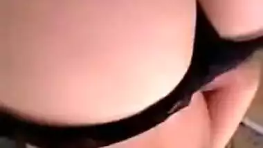 Hot Desi wench masturbates pussy and dreams of being a porn actress