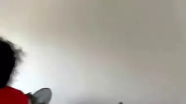 LA CASERA LLEVO EL CONTRATO DE ALQUILER A MI CASA Y TERMINO CON MI VERGA EMBUTIDA EN LA BOCA Y EL COÑO LLENO DE SEMEN