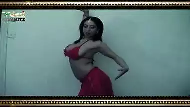 Shanti Devi Chodoge Tu Roti - Movies.