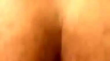 Indian tinder slut from Amsterdam tries white cock in an one night stand