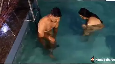 Indian sex videos of a sexy Bhabhi fucking a man and a woman