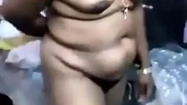South Indian Aunty Undressing In Front Of Neighbor