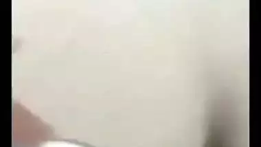 College girl on WhatsApp showing boobs viral xxx