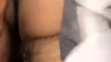 Horny guy drills a busty milf’s Indian pussy