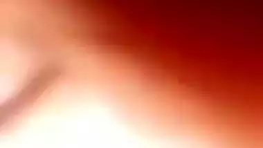 First wedding night of Desi girl who does MMS porn with her XXX lover