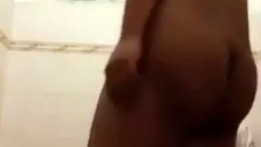 Desi Bhai Se Chudwa Kar Papa Ne Dekh Kar Mujhe Nanga Dekha Mere Papaji Ne