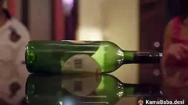 Lover sucks GF’s boobs before his friends in Indian adult series