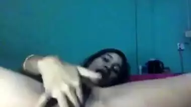 There's no need to teach Desi sex because she is a XXX webcam model