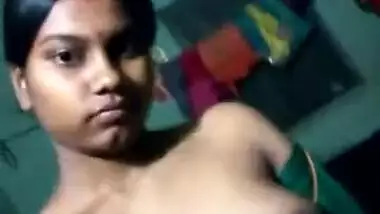 Indian woman with pierced nostril shows her juicy XXX tits on sex cam