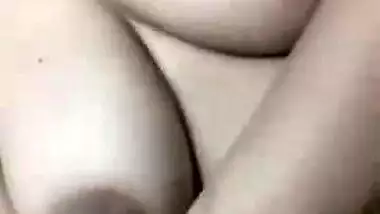 Desi cute girl showing boobs selfie cam video