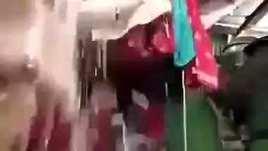 Indian girl nude bathing in village viral clip