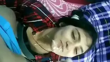 Horny Desi XXX girl gets load of cum on face with dirty talkings MMS