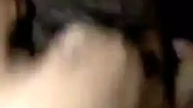 Desi girl reaches XXX orgasm in a few minutes masturbating in the dark