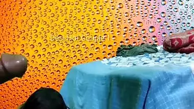 Step mom seduce his step son to facking because she caught during masterbetion XXX porn hindi