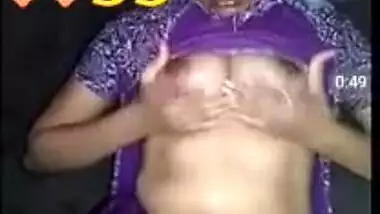 Boobs flashing is good but it doesn't turn Indian wench into a pornstar