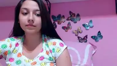 Sexy Samira Khan Webcam Show – Movies
