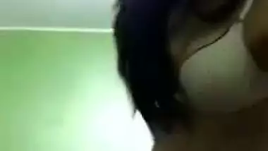 Cute Desi Girl Strpping