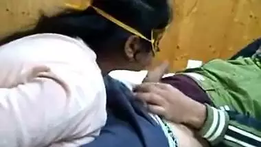 Devar Bhabhi In Mere Pati Ka Randi Baj Dost Ki Land Chuswa Di Hotel Room Pe , Paisa Udhar Lene K Liye