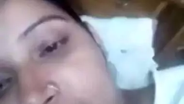 Desi hot bhabi selfie video-1