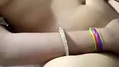 Nasty husband recording his Desi XXX wife’s nude body on camera MMS