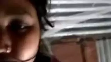 Bangladeshi village bhabi fingering horny pussy