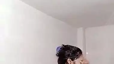 Desi Girl Bathing