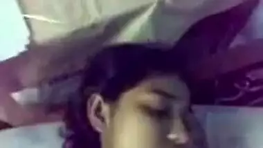 Indian Desi Bhabhi ne Pati ke Dost se khoob Chudai ki