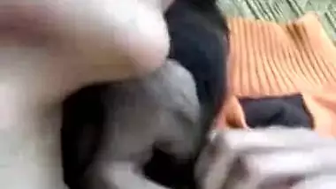 Hindi outdoor porn of college girl bunk class for sex masti with bf