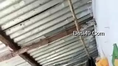 Today Exclusive- Cute Desi Girl Record Her Nude Video Part 3
