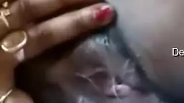 Desi Girl Shows Her Boobs And Pussy On Video Call