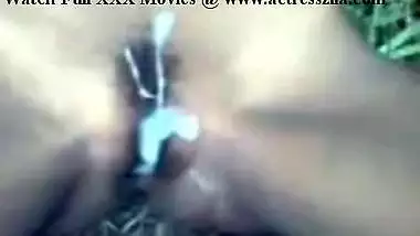 Indian Sonal Aunty Caught Fucking in Jungle